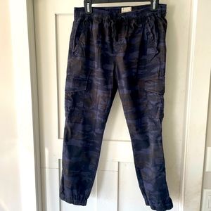 SANCTUARY BLUE/BLACK CAMO ELASTIC WAIST BAND JOGGERS!!